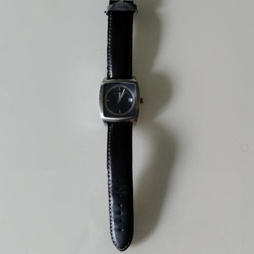 Giordano watch for men - Picture 2 of 5